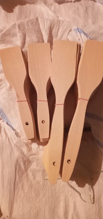 Лопатка дерев'яна