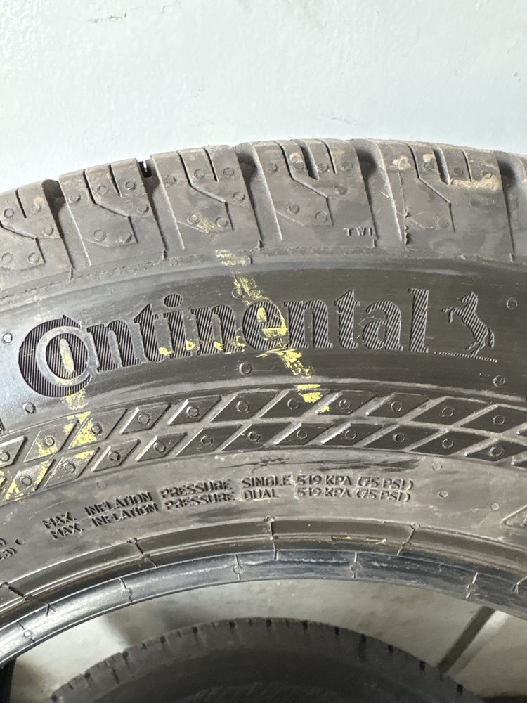 4x Opony Continental VanContact 4Season 215/70R/15C