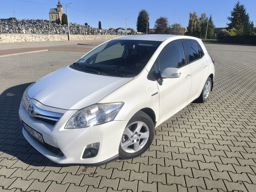 Toyota Auris hybrid 2010 niezniszczalny Smartkey Webasto kamera cofani