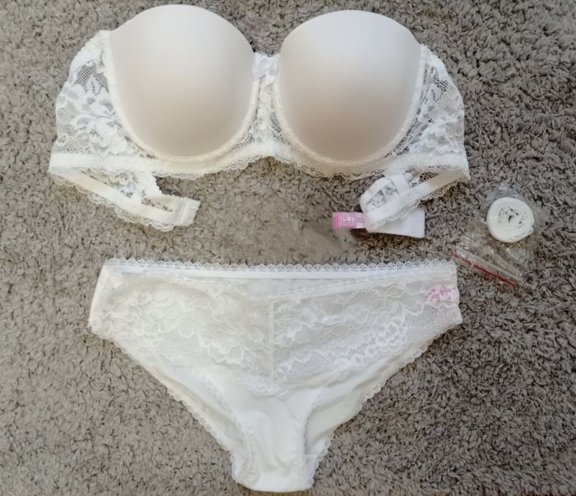 Комплект жіночої білизни
