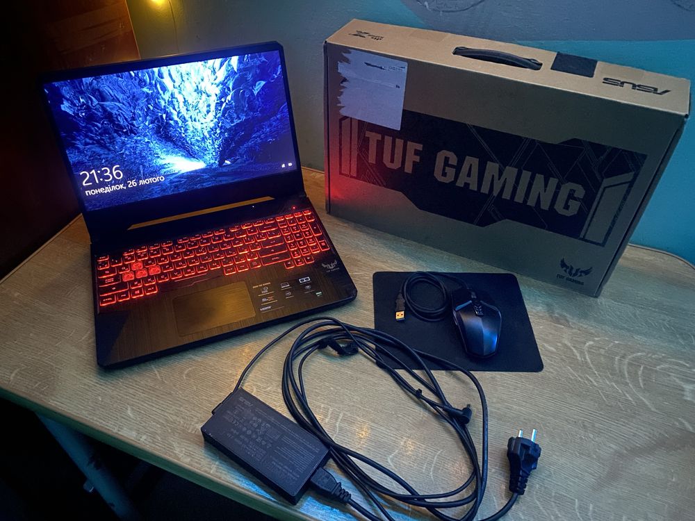Ігровий Ноутбук Asus Tuf Gaming GTX 1650 144 Гц Ryzen 7 16 ОЗУ SSD 512