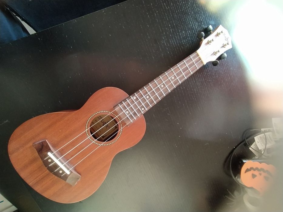 Ukulele madeira Music