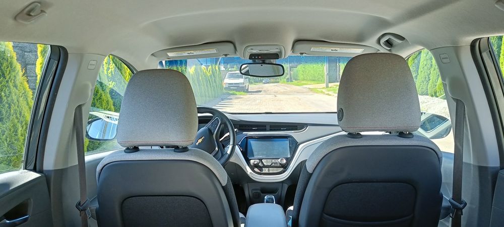 Довгострокова оренда  електромобіля Chevrolet Bolt