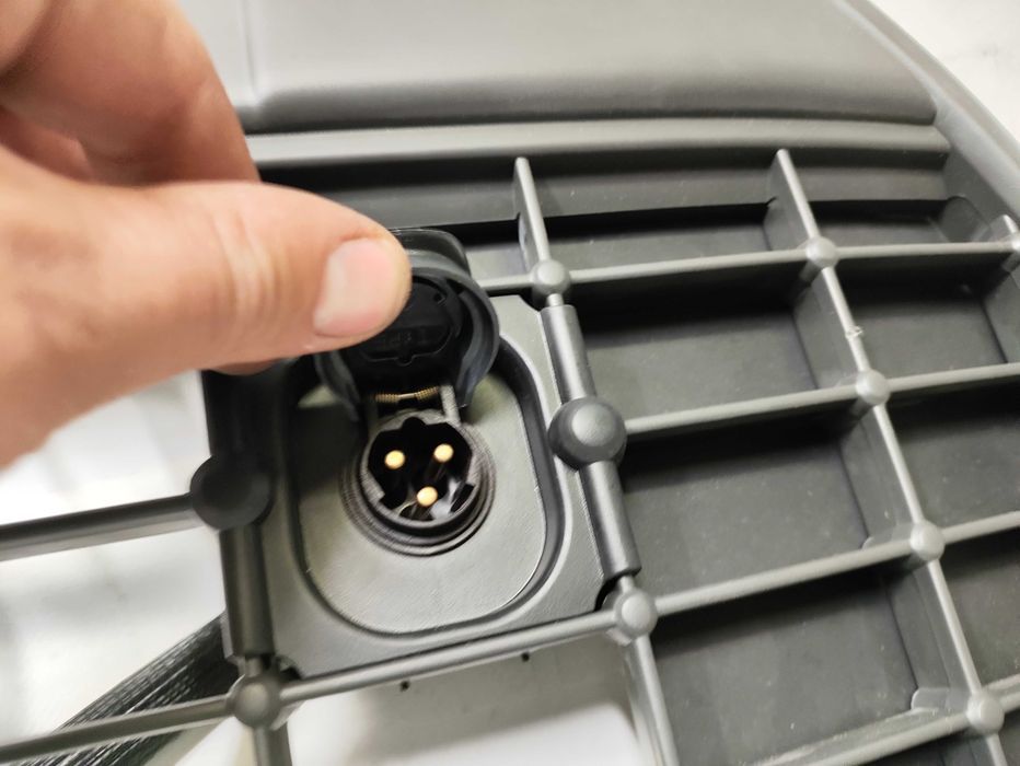 Atrapa kratka zderzaka kabel podgrzewania silnika Ford Mondeo MK4 IV