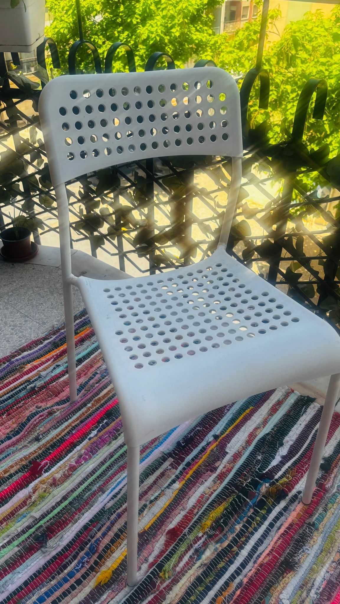 cadeira branca cozinha/jardim