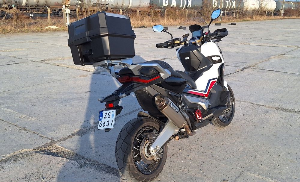 Honda x-adv 750 mały przebieg automat