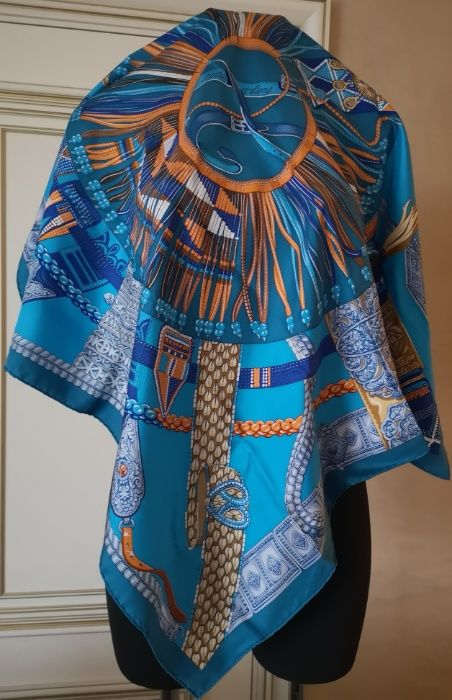 Nowa Apaszka HERMES KWADRAT 90 cm X 90 cm  "PASY I WIĄZACZE"
