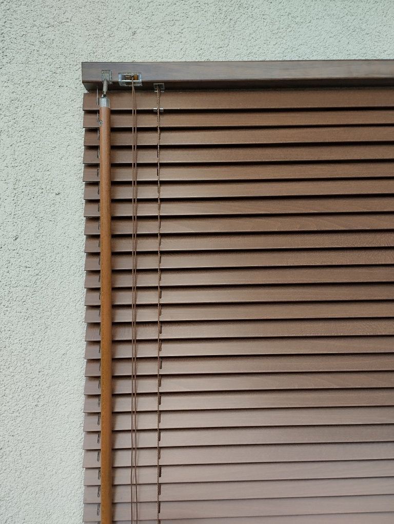 Żaluzja drewniana 2 sz. Ciemny brąz