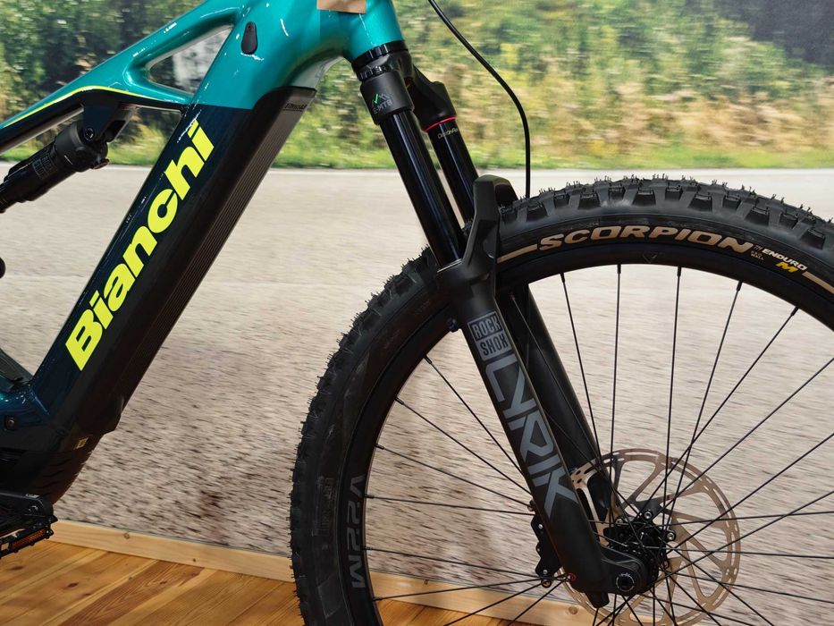 Nowy rower elektryczny Bianchi E-VERTIC FX-Type 9.1 Bosch 800Wh