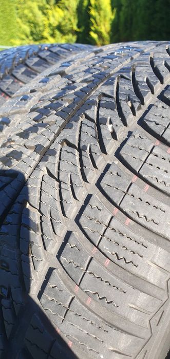 Opony zimowki Goodyear Ultragrip performers 8
