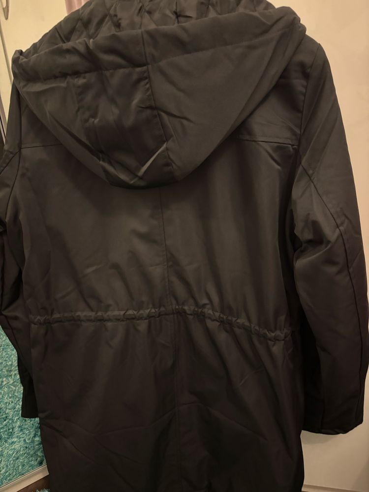 Kurtka Parka firmy Mohito - nowa z metkq