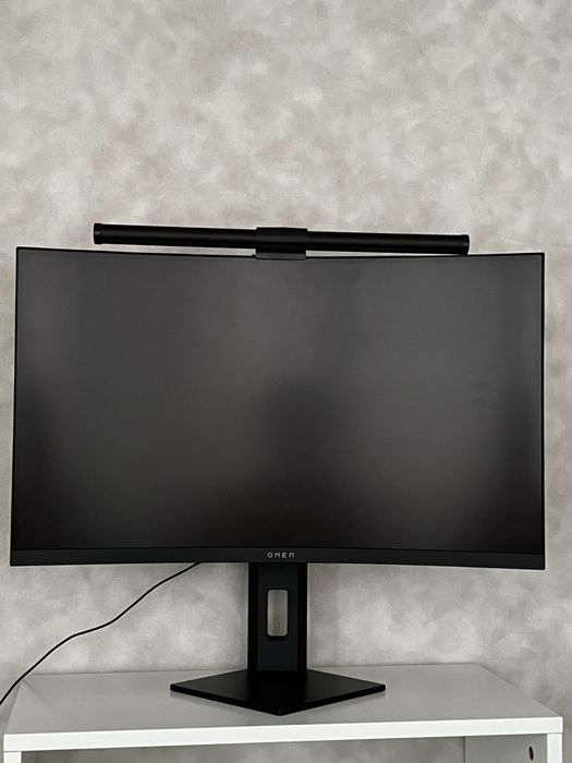 Монітор HP OMEN 27c QHD 144Hz — вигнутий ігровий