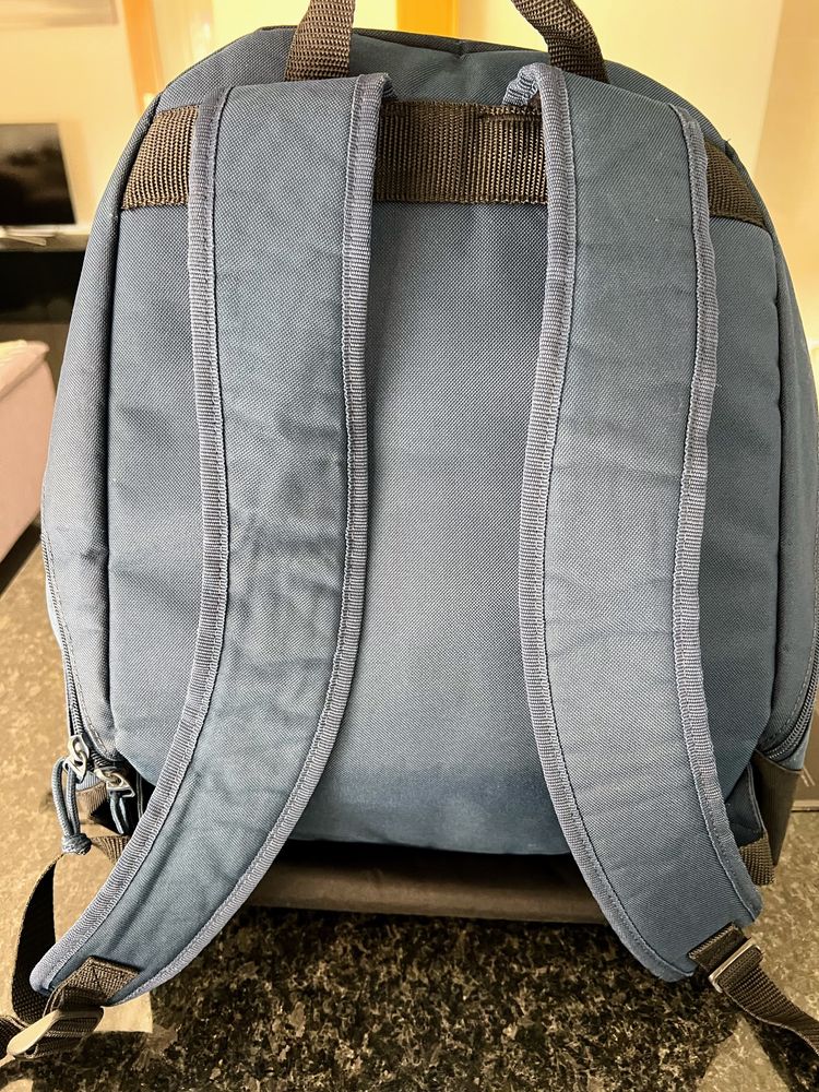 Vendo Mochila Adidas