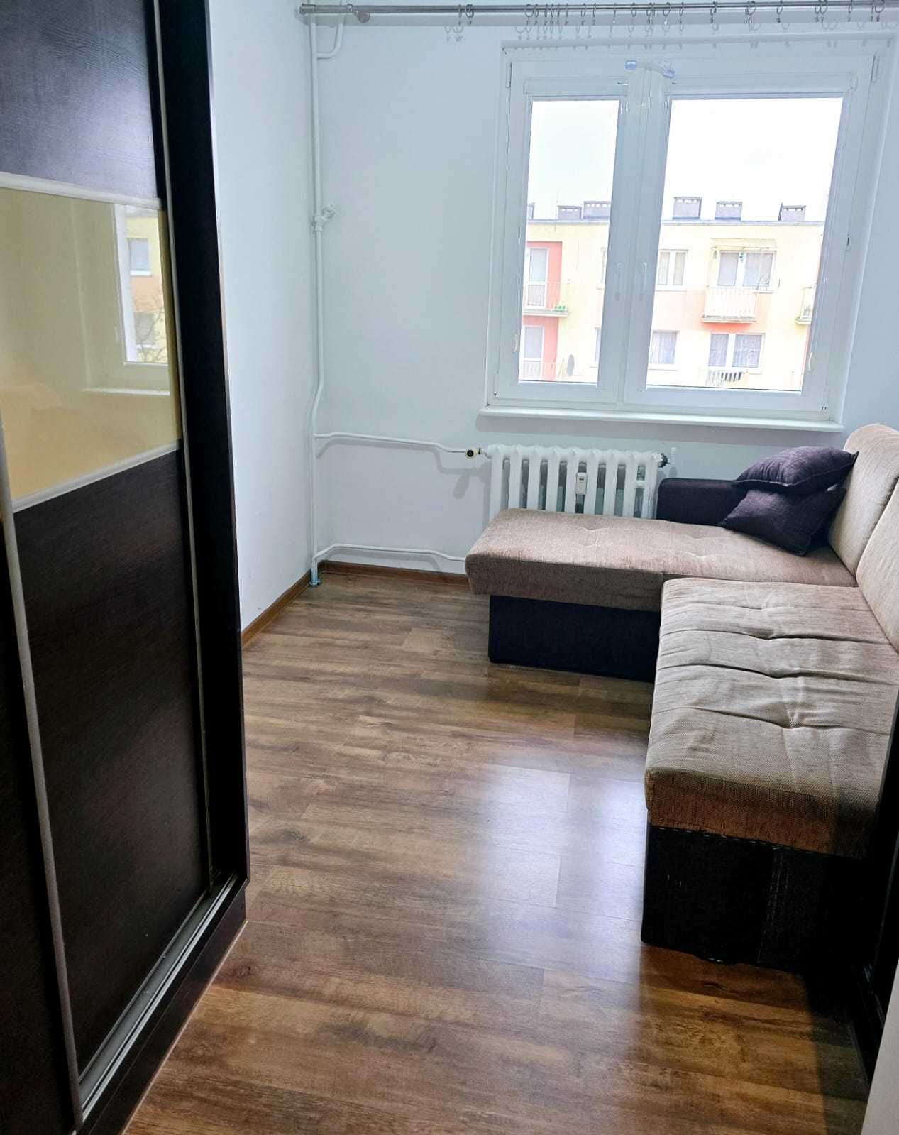 Przestronne mieszkanie na os słowackiego 3 pokoje oddzielna kuchnia