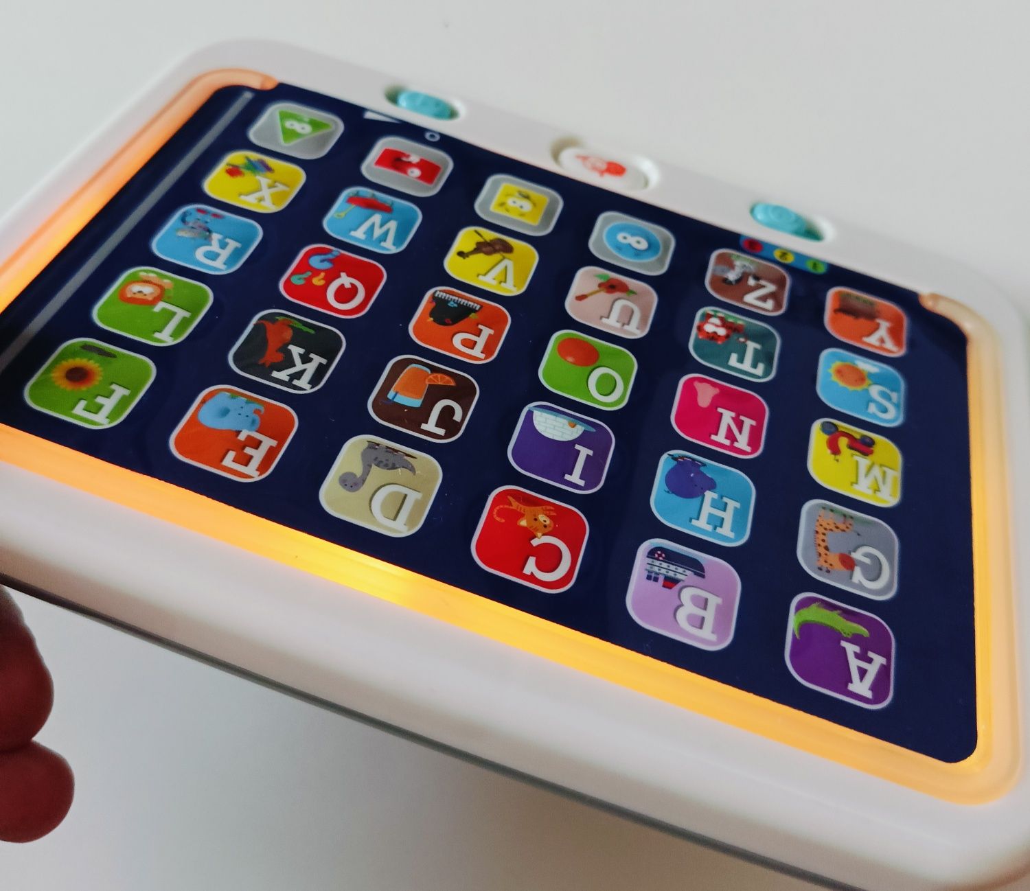 PlayGo Tablet edukacyjny interaktywny Dźwięki świeci GB/ FR