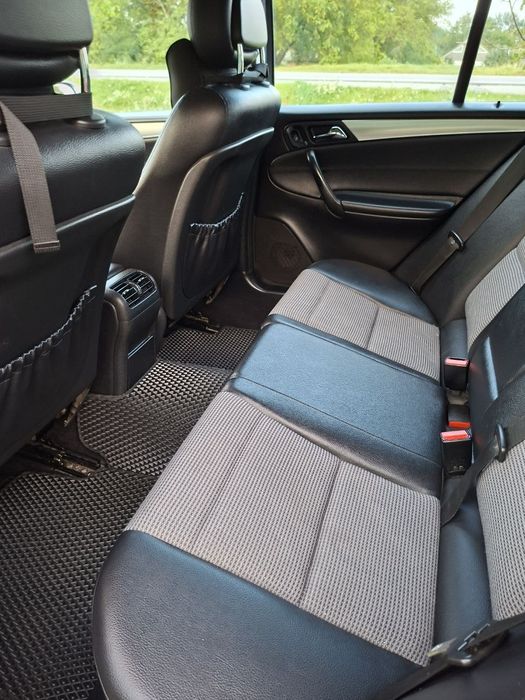 Mercedes Benz W203 C180 Kompressor 1.8 Avangarde
