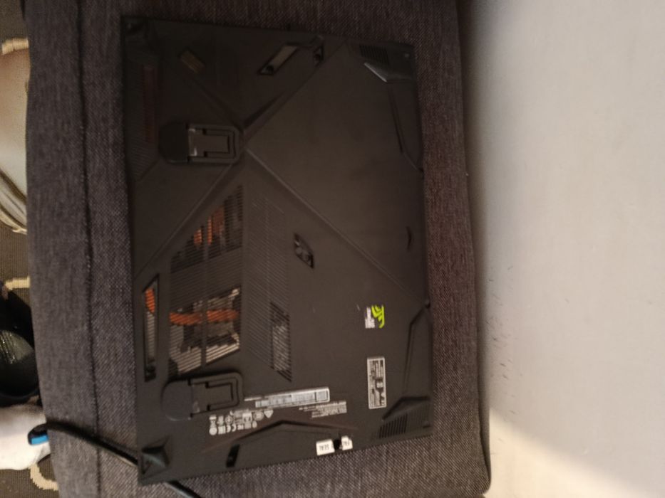 Продається ноутбук msi gf63