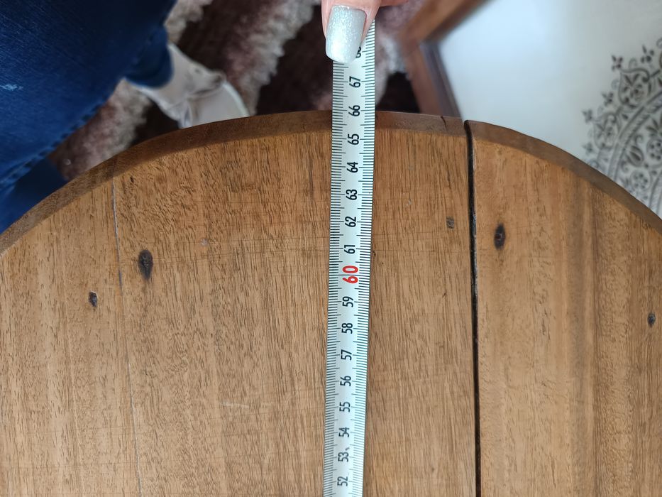 Mesa de apoio de madeira