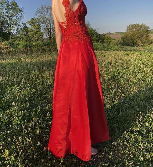 Випускна сукня)))