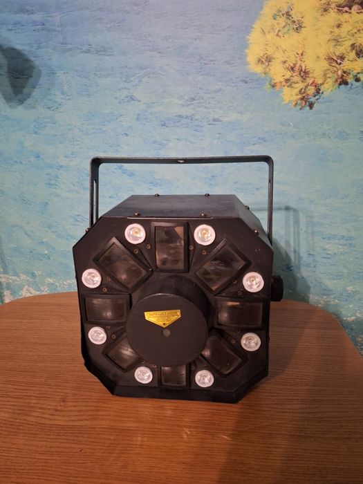 Światło sceniczne, dyskotekowe Stinger ADJ multiefekt