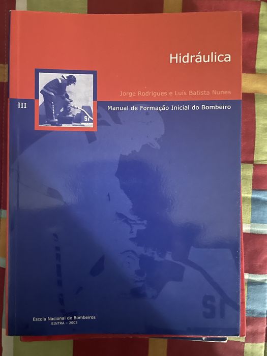 Bombeiros. Livros ENB