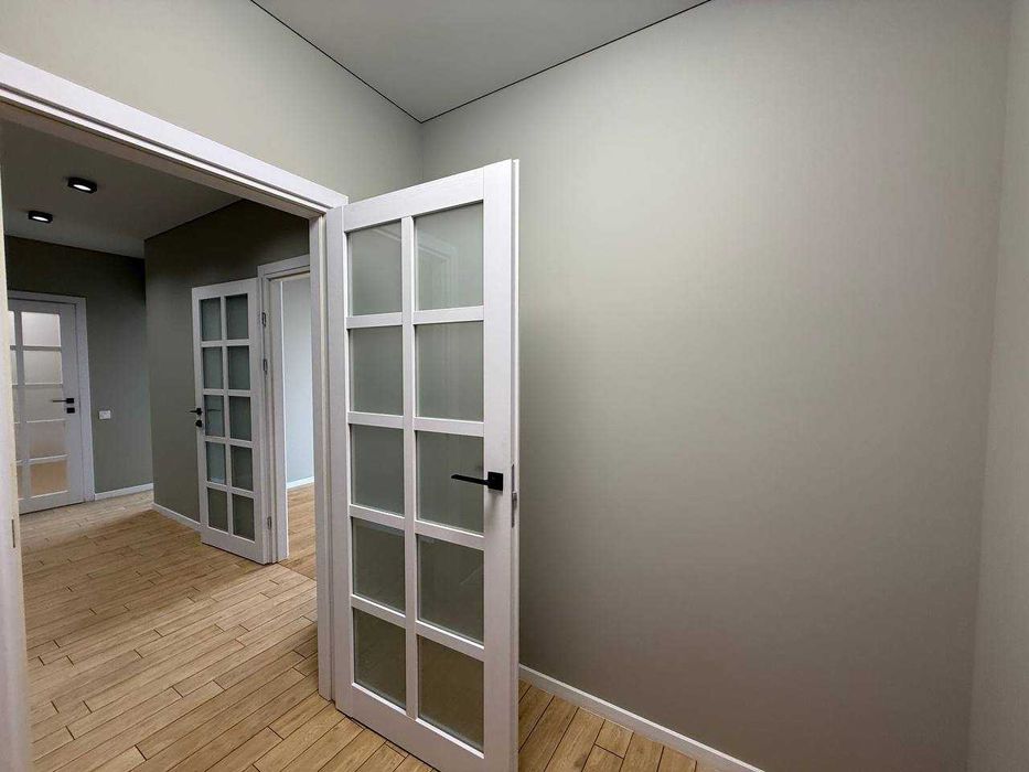 Велика 1 кімнатна квартира у новобудові