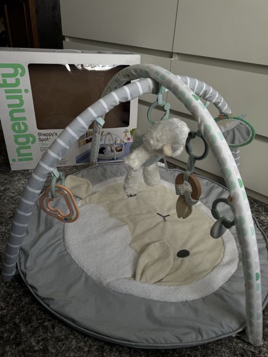 Розвиваючий килимок Ingenuity “Sheppy’s Spot Corrie”