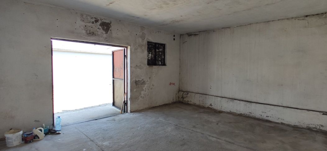 Wynajmę duży garaż 45 m2 w centrum Radomia