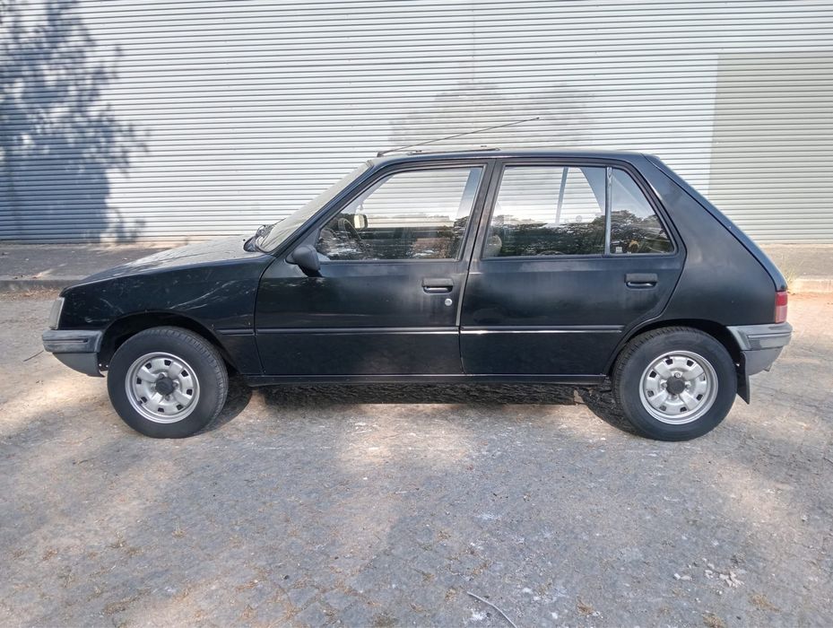 Peugeot 205 Color Line