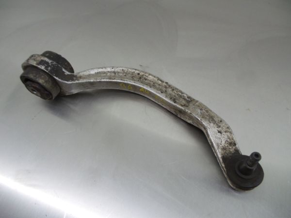 Braço de suspensão frente direito AUDI A4 (8E2, B6)