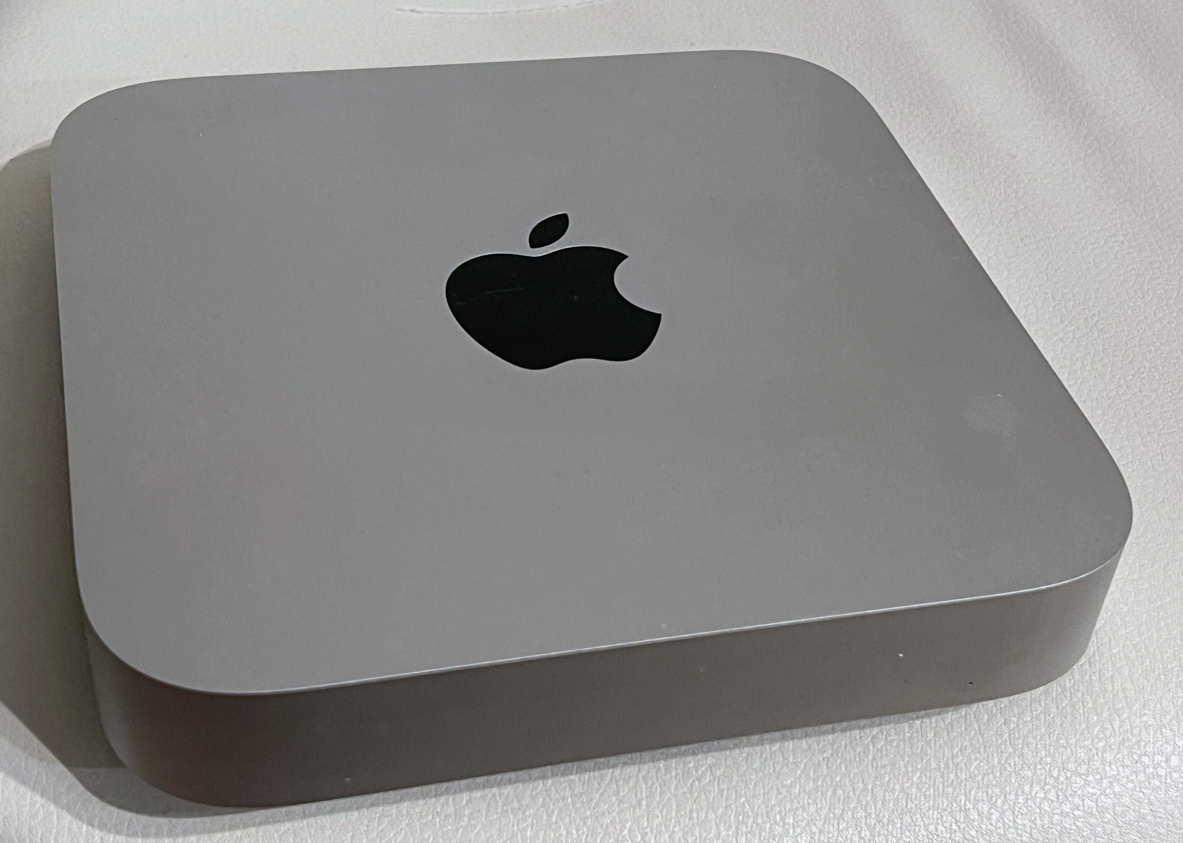 Apple Mac Mini M1 16GB 512GB 2020 z MX Keys oraz Magic Trackpad