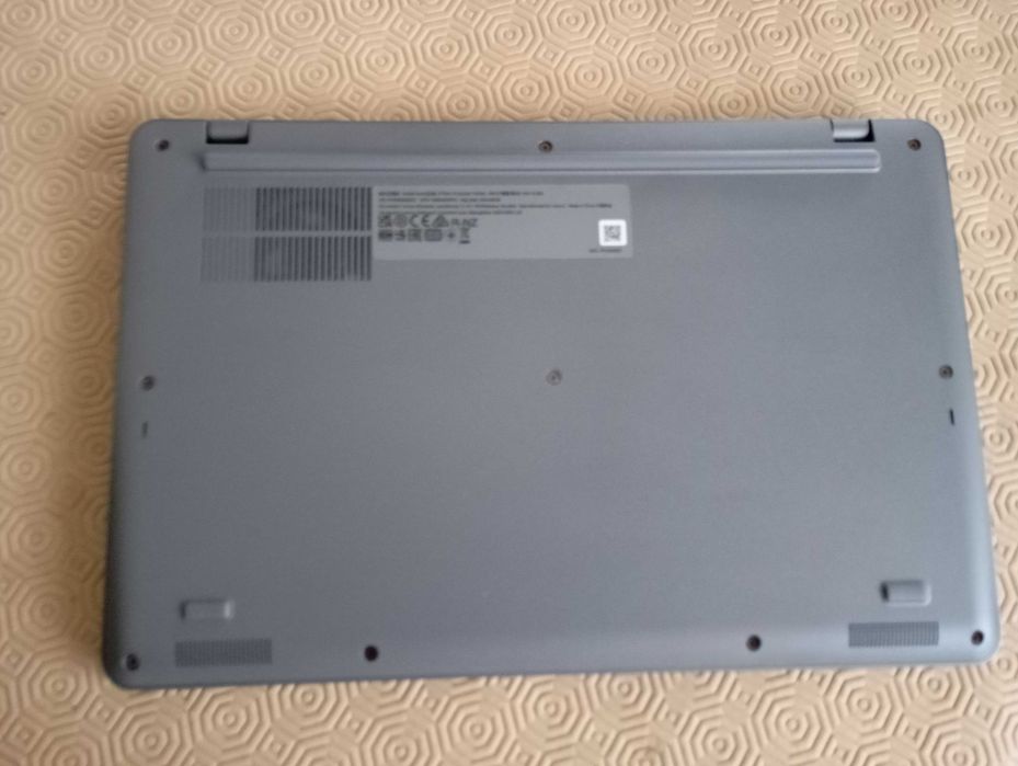 Chromebook plus Lenovo Novo