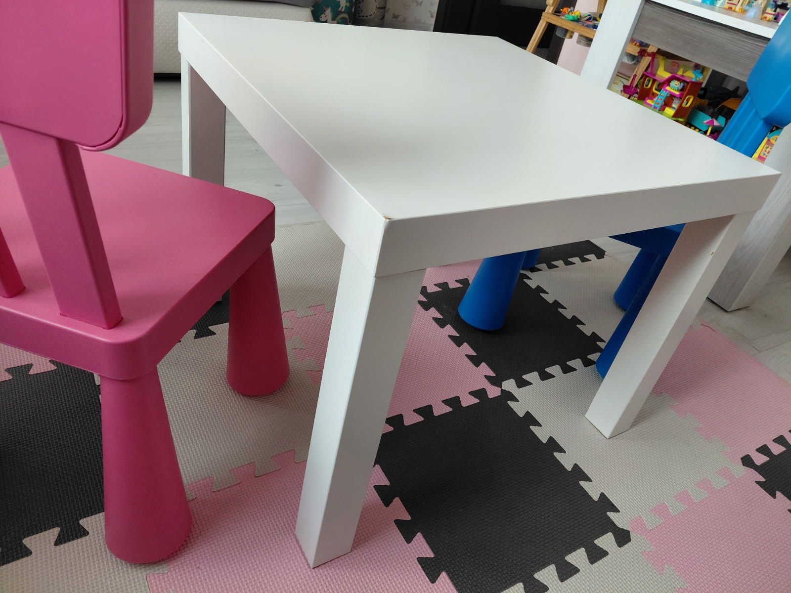 Stolik i krzesła dla dzieci IKEA