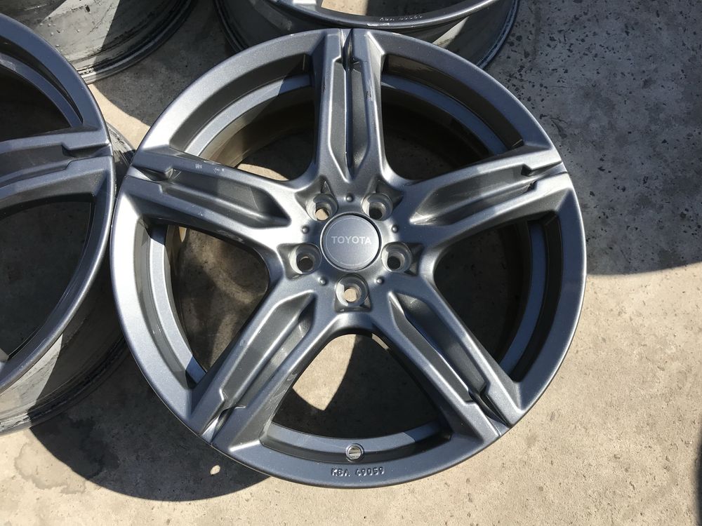 Диски Титани 5X100 R17 Toyota 86 Allion Avensis Caldina Matrix Sienta