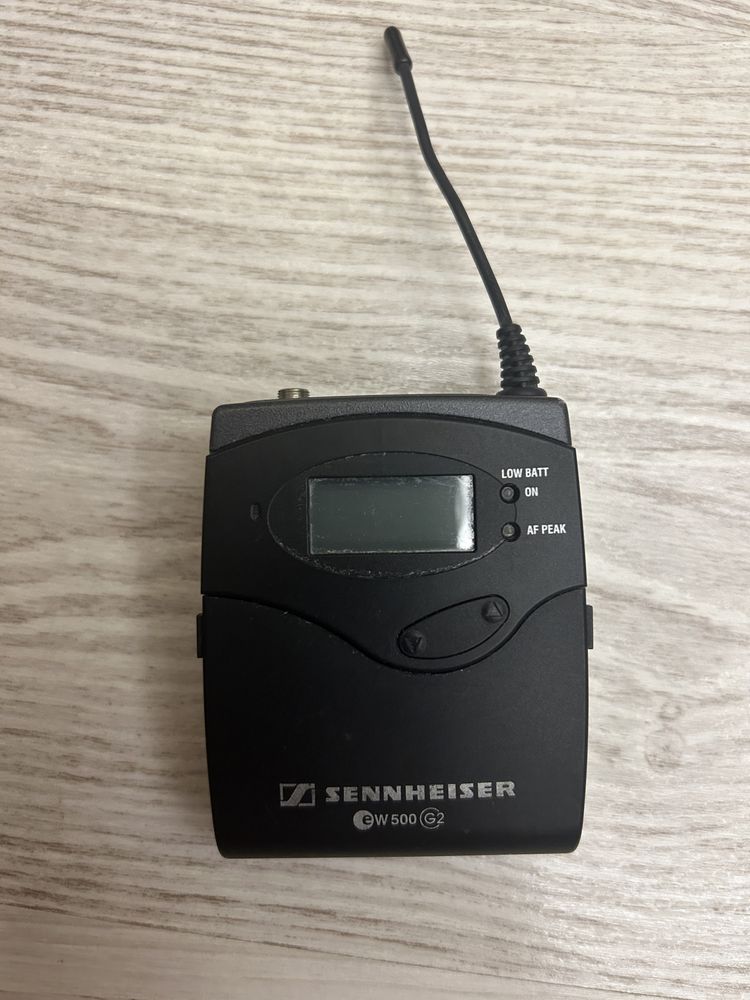 Комплект радиомикрофон SENNHEISER ew 500 G2.