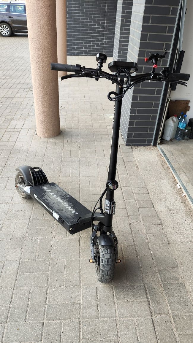 Hulajnoga elektryczna Angwatt X1 2x1800W