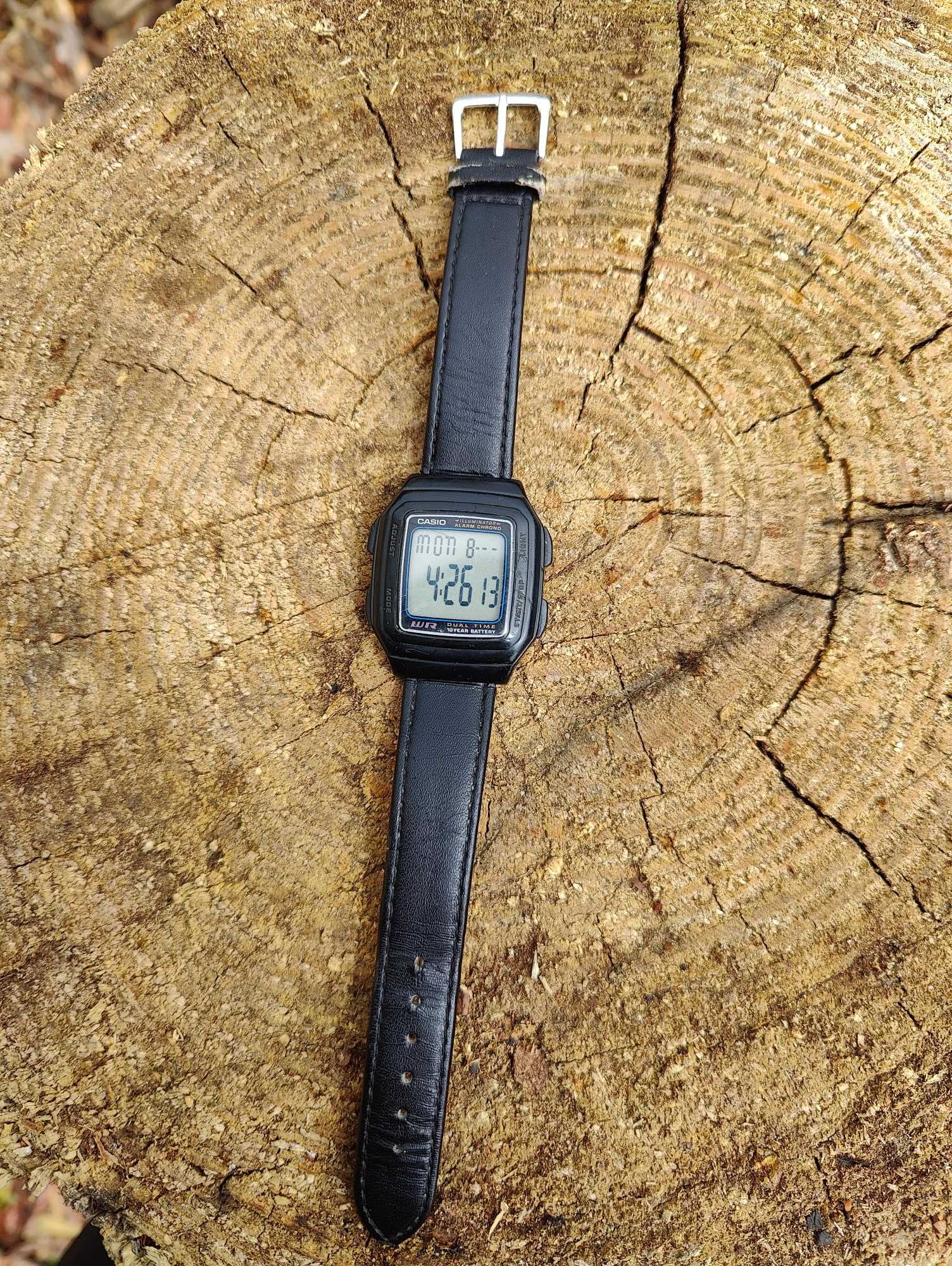 Чоловічий годинник Casio F-201W-1AEF