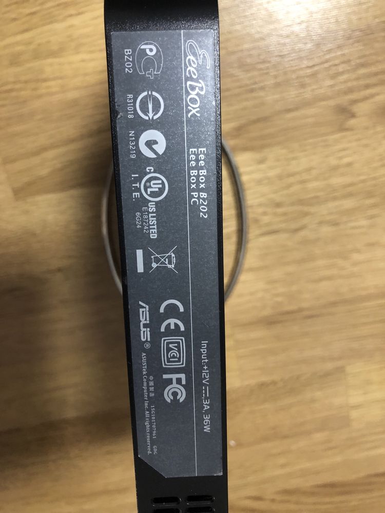 Міні ПК (неттоп) Asus EeeBOX B202