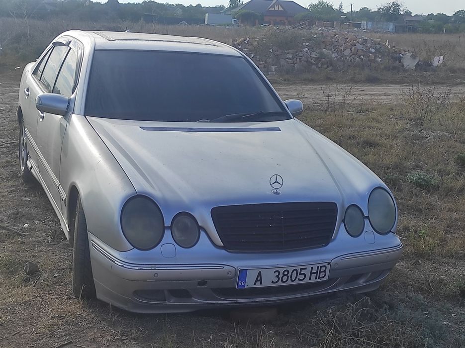 Продам Мерседес w 211  w 210 по запчастям.