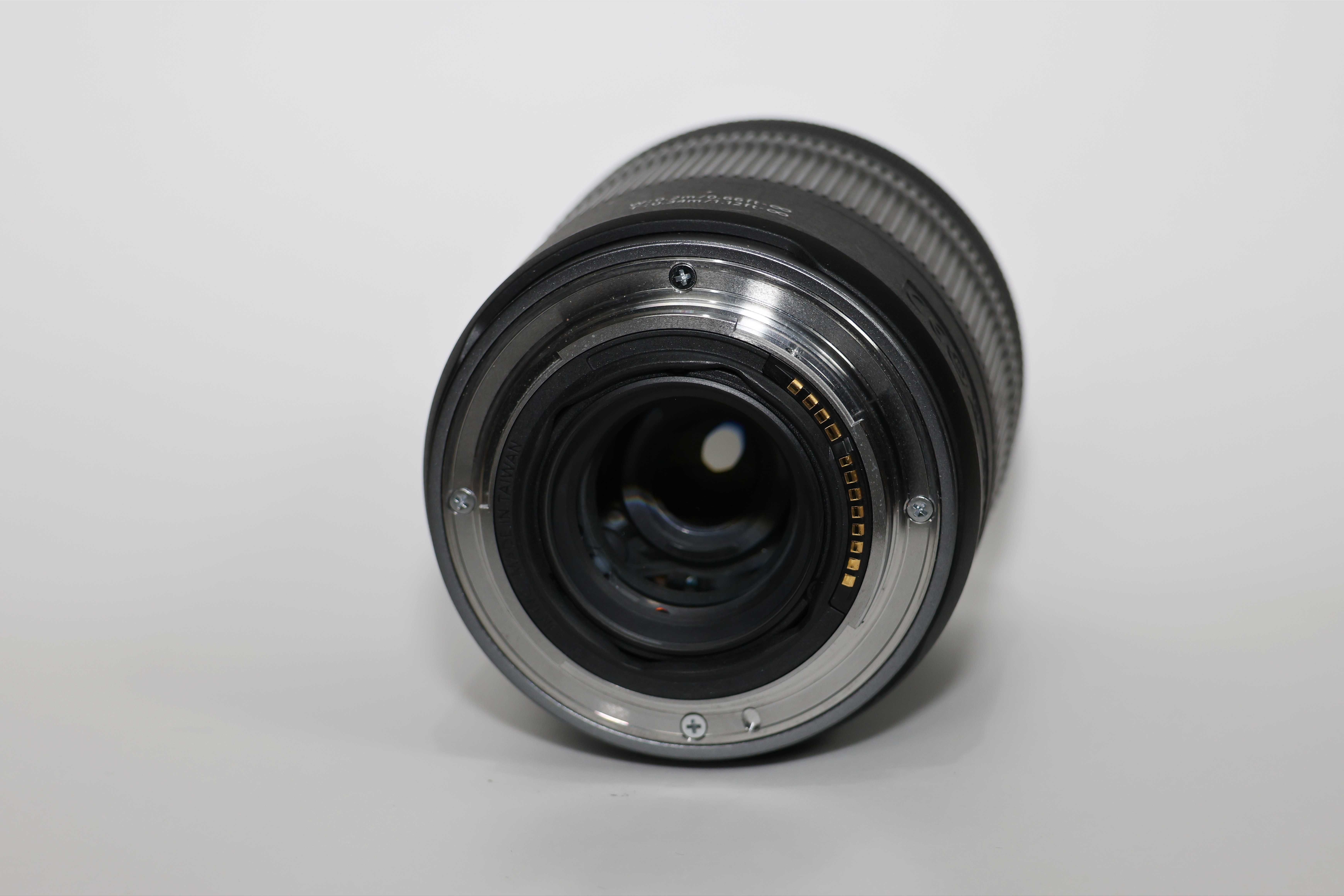 Lente Canon RF 24-105 mm F4-7.1 IS STM