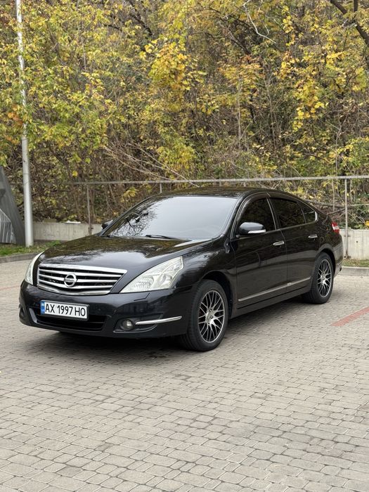 Nissan Teana J32