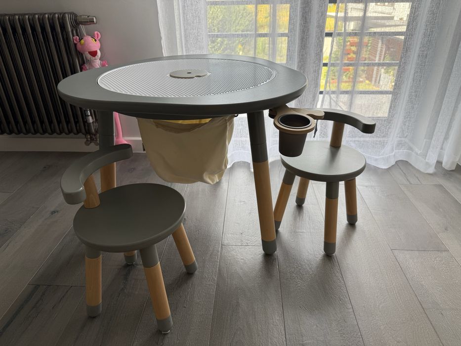Stolik z krzesełkami Stokke MuTable V1