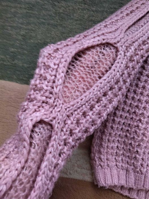 модный теплый свитер 42-44 размер