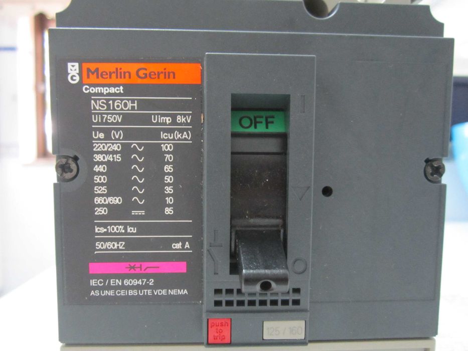 Material elétrico Disjuntores varios