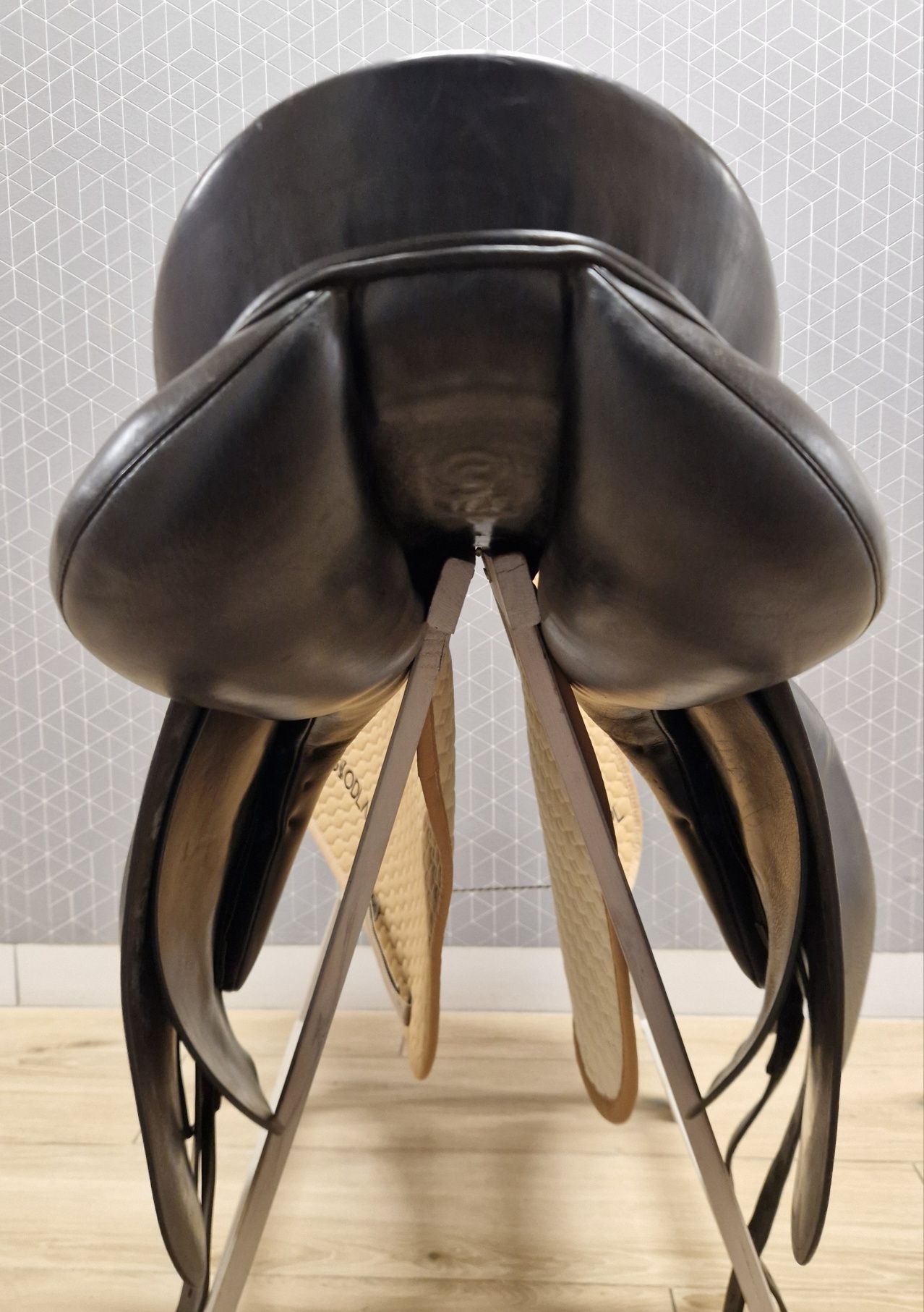 Siodło ujeżdżeniowe Otto Schumacher Profi Dynamic E 17,5"