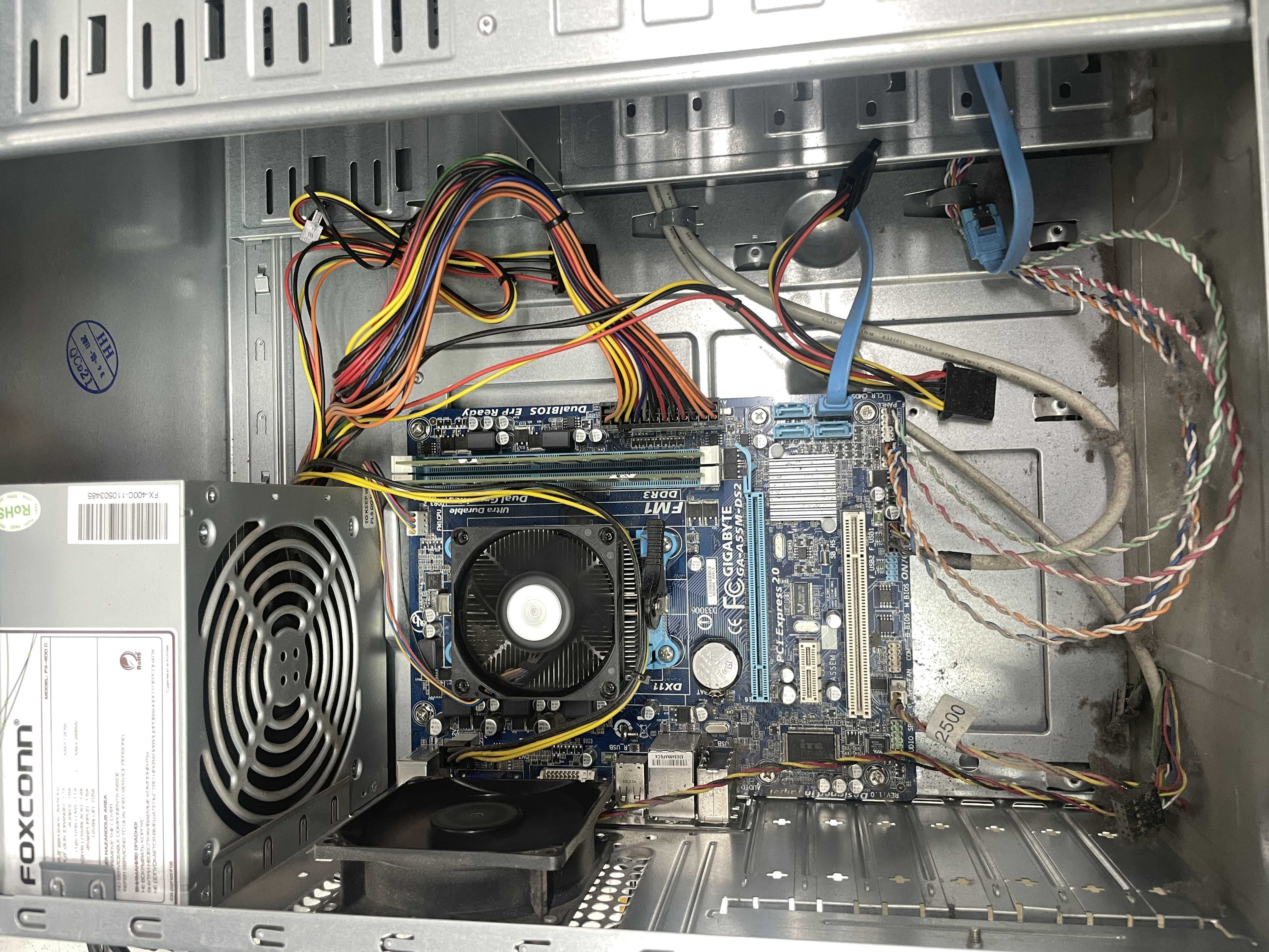 Компьютер Gigabyte GA-A55M-DS2 sFM1 и процессор AMD A6-3500