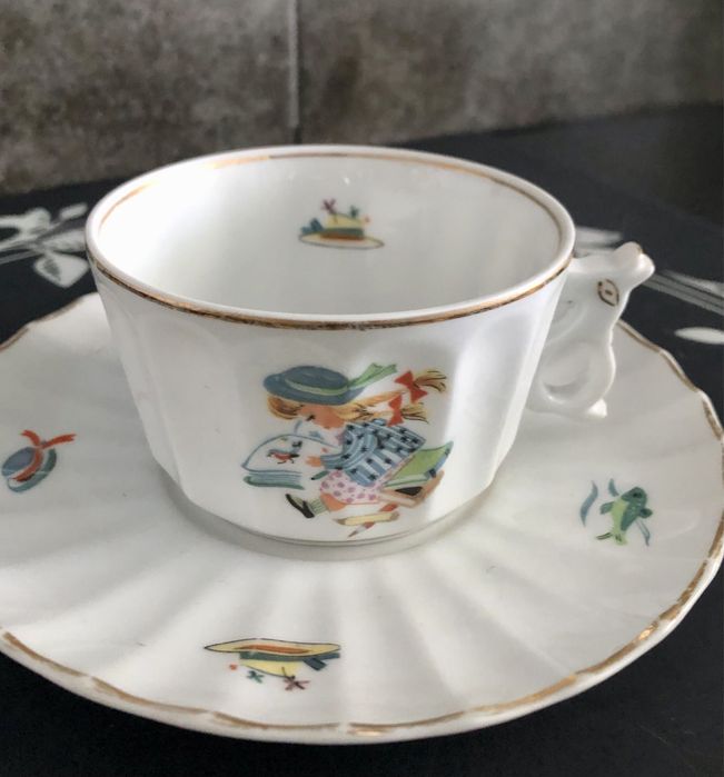 Chávena porcelana 75 anos