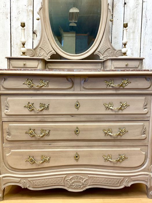 Komoda z uchylnym lustrem kremowa LUDWIK XV Francja 1926 r. Antyk