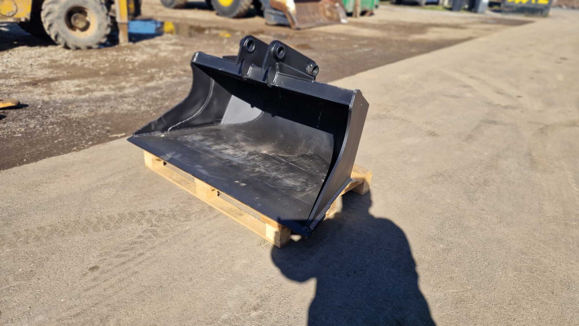 Łyżka skandynawska 120 cm do maszyn 1-3t JCB / CAT / VOLVO/ CASE / NH