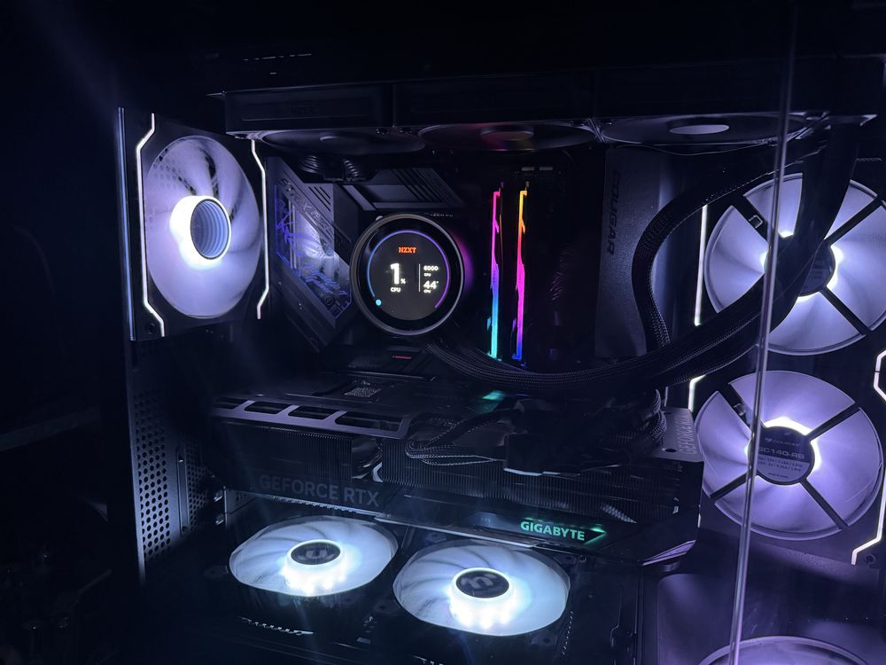 I9-14900 KF - RTX 5070TI 16 GB -32GB DDR5 6400 - 5 TB SSD